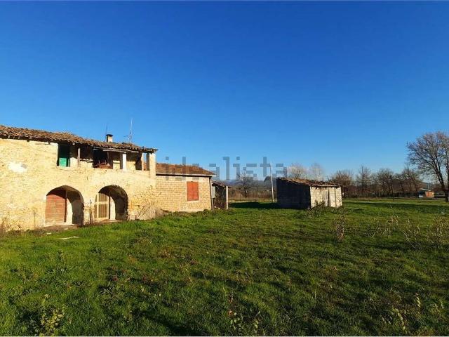 Rustico in vendita a Monte San Giovanni Campano, Lazio