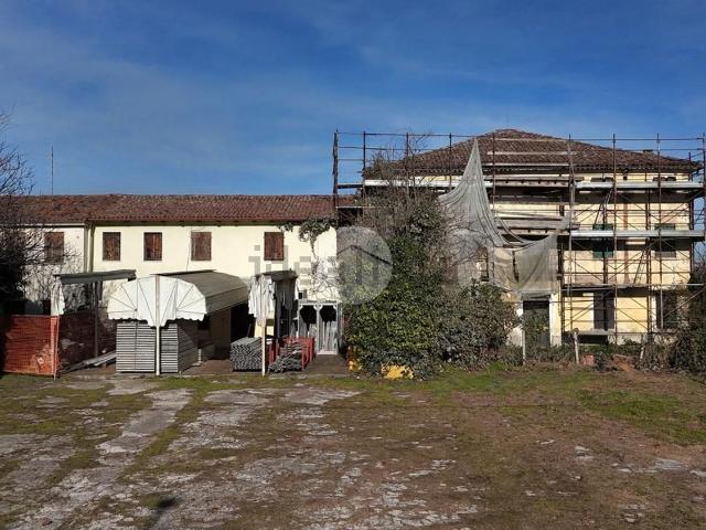 Rustico in vendita a Martellago, Venezia