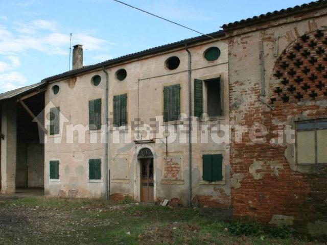 Rustico in vendita a Concamarise, Veneto