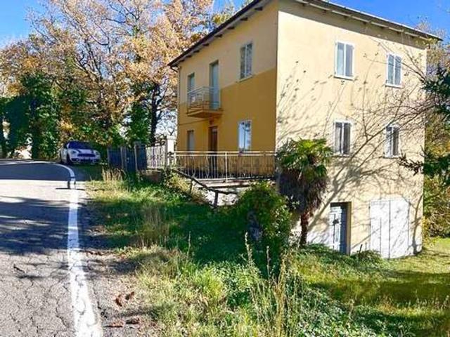 Rustico in vendita a Unione dei comuni del Frignano, Lama Mocogno