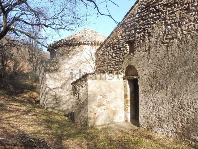 Rustico in vendita a Marche, Macerata