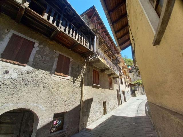 Rustico in vendita a Bard, Aosta