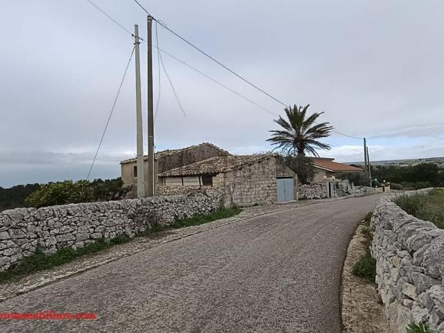 Rustico in vendita a Cava D'aliga, Sicilia