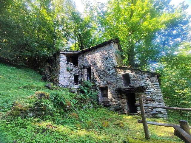 Rustico in vendita a Pont Saint Martin, Aosta