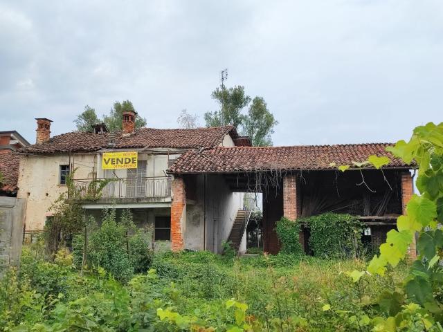 Rustico in vendita a Monastero, Piemonte