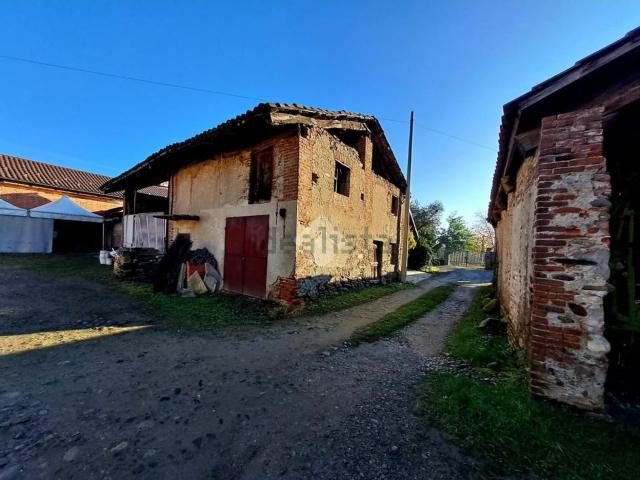 Rustico in vendita a Patria, Piemonte