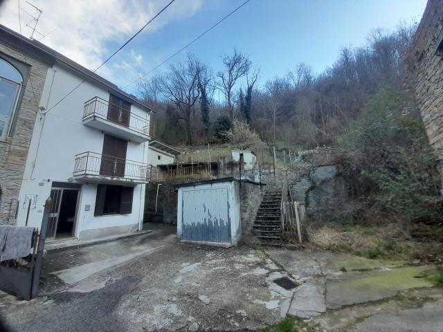Rustico in vendita a Biana, Ponte dell'Olio