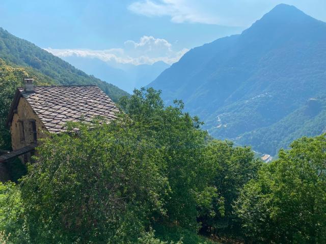 Rustico in vendita a Lillianes, Aosta