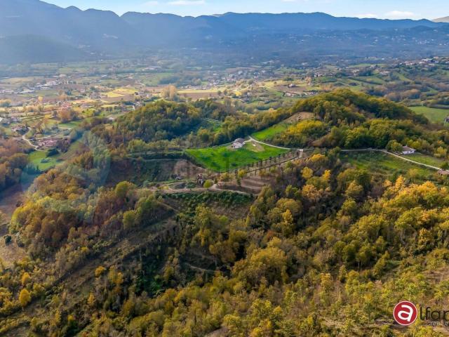 Rustico in vendita a Gallinaro, Lazio