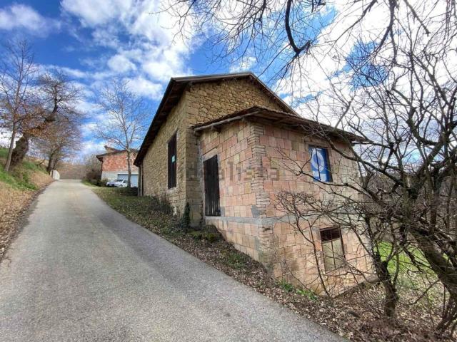 Rustico in vendita a Appennino Reggiano, Re