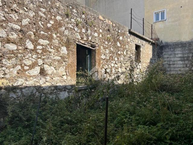 Rustico in vendita a Serino, Campania