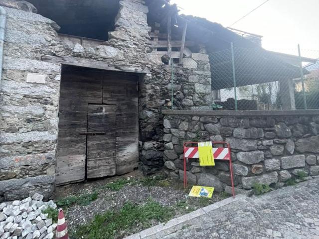 Rustico in vendita a Comunità montana della valle Camonica, Sonico