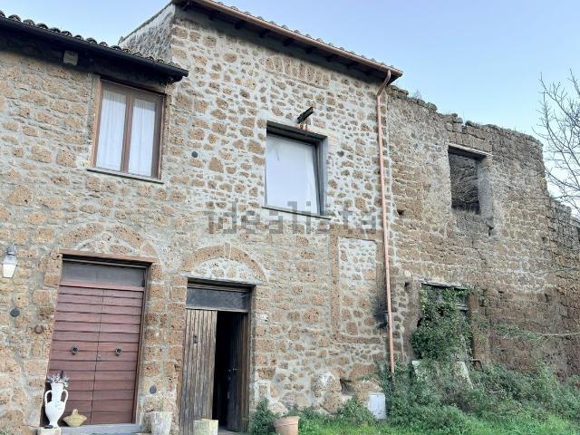 Rustico in vendita a Vignarella, Vejano