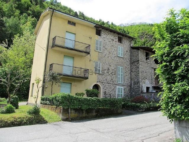 Rustico in vendita a Colorina, Lombardia