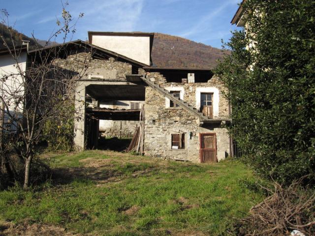 Rustico in vendita a Bianzone, Lombardia