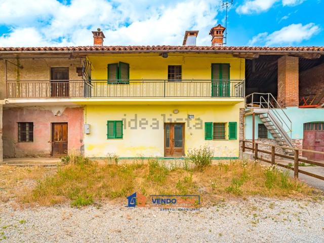 Rustico in vendita a Sant'Alessio, Busca