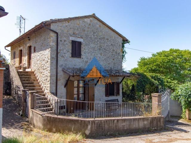 Rustico in vendita a Montecchio, Umbria