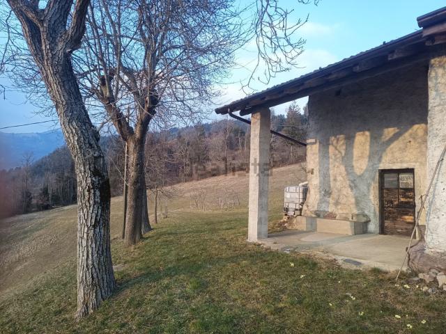 Rustico in vendita a Songavazzo, Lombardia