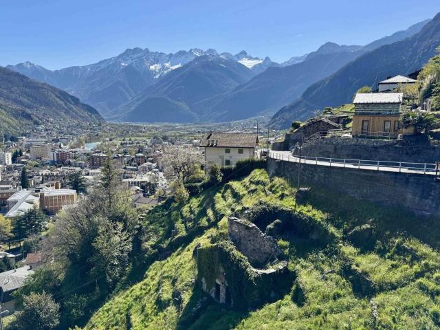 Rustico in vendita a Comunità montana della Valchiavenna, Chiavenna