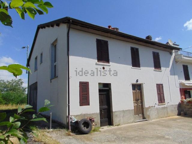 Rustico in vendita a Castelnuovo Belbo, Asti