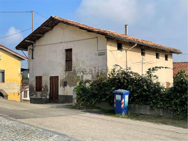 Rustico in vendita a Piemonte, Asti