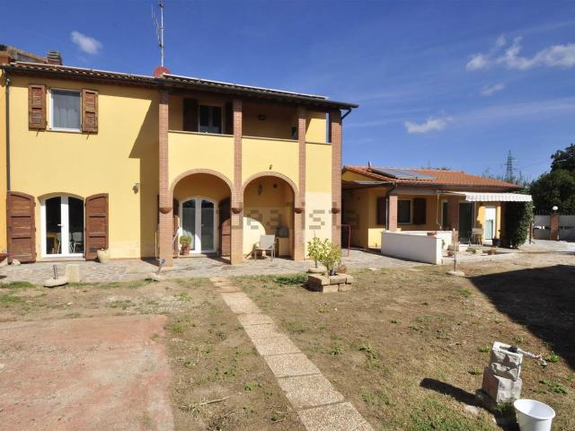 Rustico in vendita a Campiglia Marittima, Livorno