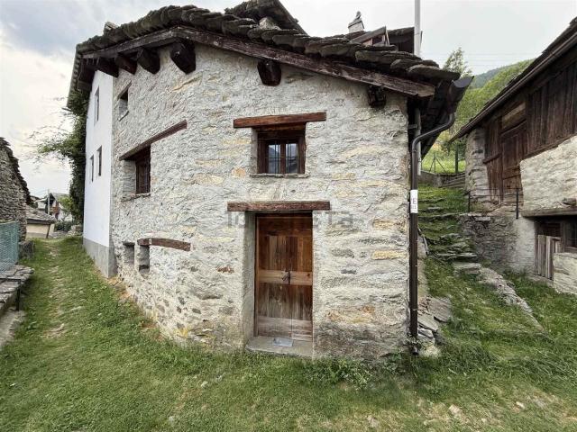 Rustico in vendita a Comunità montana della Valchiavenna, San Giacomo Filippo