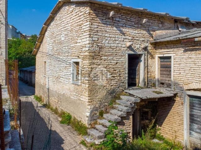 Rustico in vendita a Sant'anna D'alfaedo, Veneto
