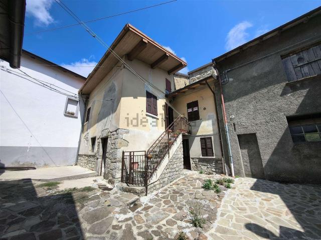 Rustico in vendita a Ferriere, Reggio Emilia