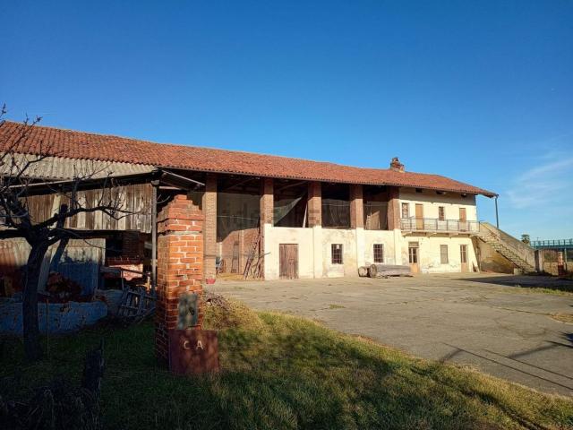 Rustico in vendita a Piemonte, Vercelli
