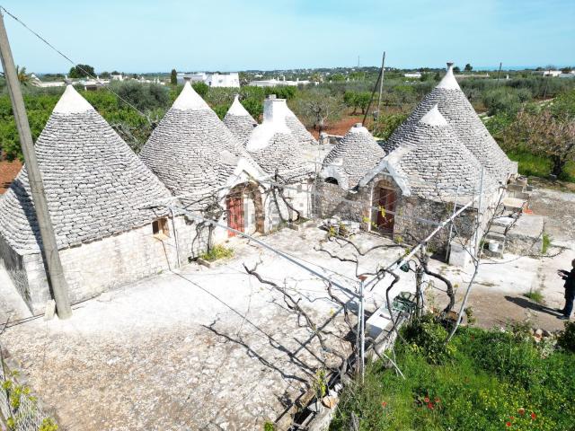 Rustico in vendita a Santa Lucia, Puglia