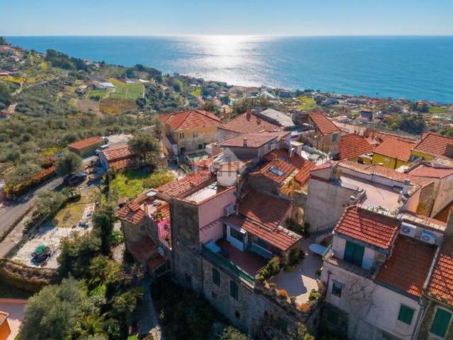 Rustico in vendita a Civezza, Liguria