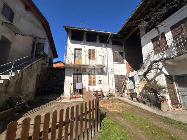 Rustico in vendita a Sala, Piemonte