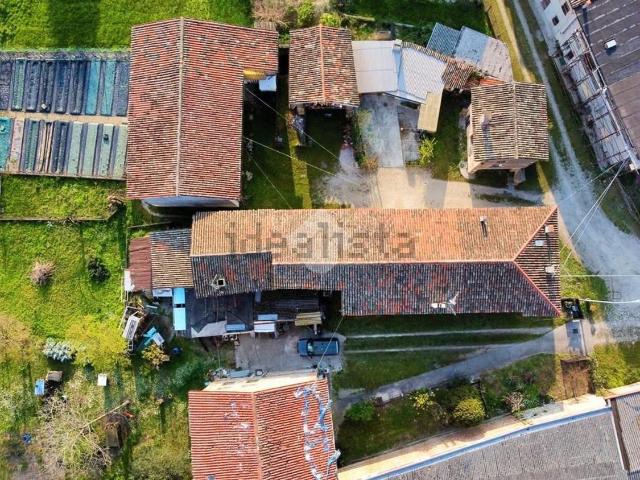 Rustico in vendita a Talmassons, Friuli-Venezia Giulia