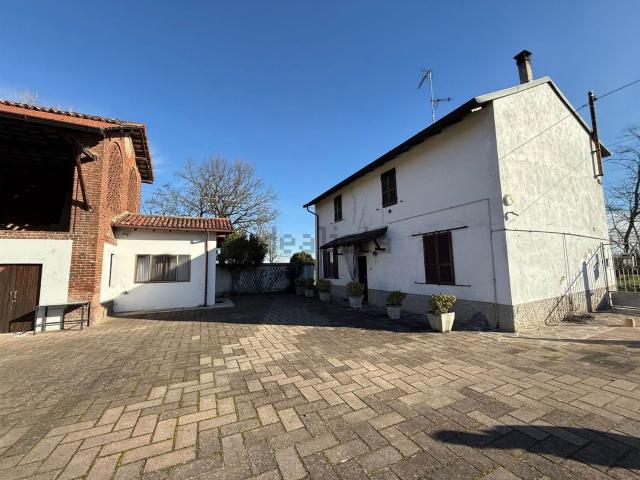 Rustico in vendita a Gropello Cairoli, Lombardia