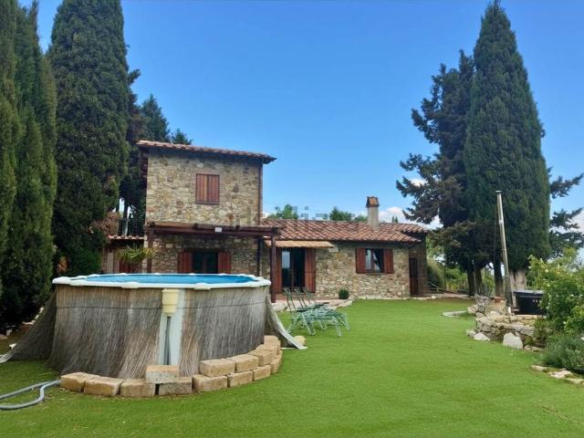 Rustico in vendita a Castiglione D'orcia, Toscana