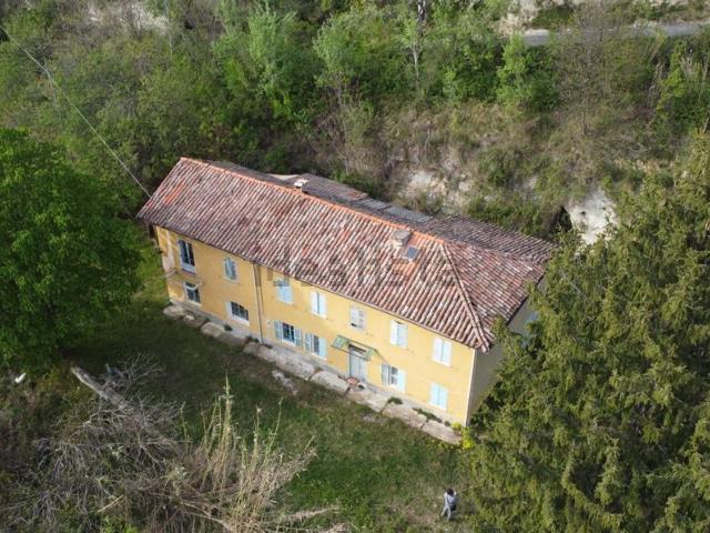 Rustico in vendita a Piemonte, Asti