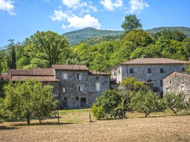 Rustico in vendita a Cavezzana Gordana, Pontremoli