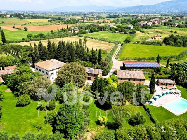 Rustico in vendita a Montecchio, Cortona