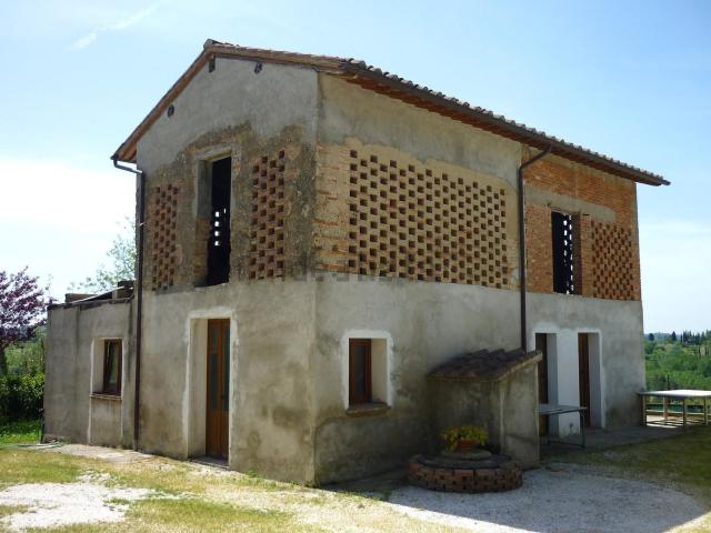 Rustico in vendita a La Scala, San Miniato