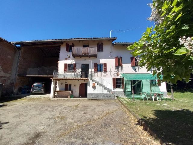 Rustico in vendita a Piemonte, Asti