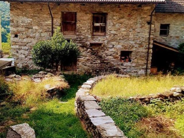Rustico in vendita a Cimamulera, Piedimulera