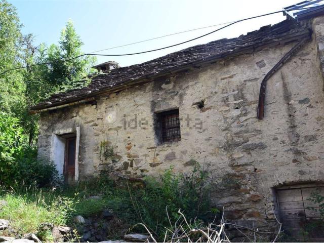 Rustico in vendita a Bannio Anzino, Piemonte