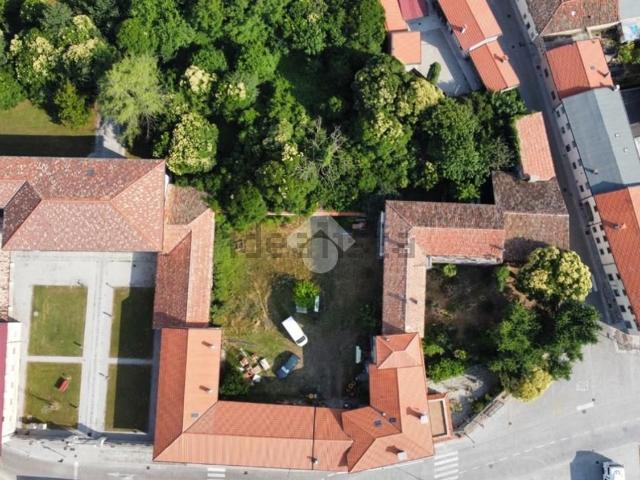 Rustico in vendita a Lestizza, Friuli-Venezia Giulia