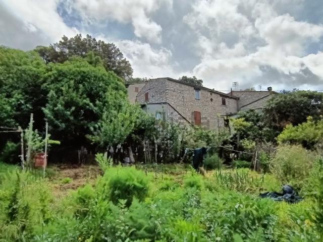Rustico in vendita a Guardea, Umbria