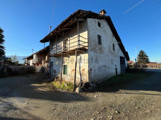 Rustico in vendita a San Pietro, Revello