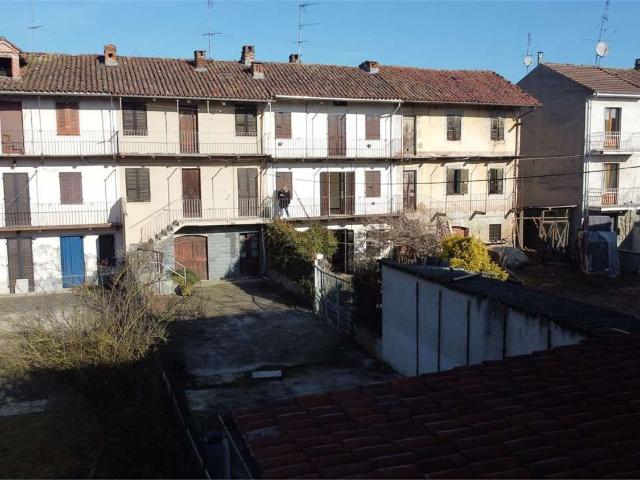 Rustico in vendita a Piemonte, Asti