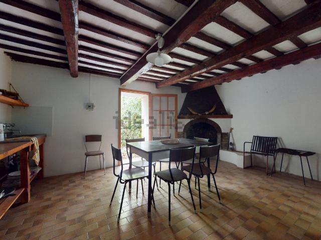 Rustico in vendita a Montemaggiore di Predappio, Predappio