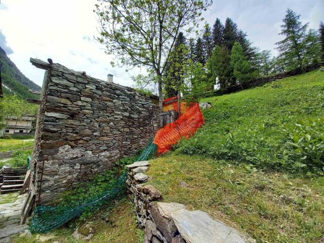 Rustico in vendita a Comunità montana della Valchiavenna, Campodolcino