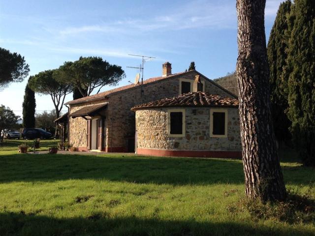 Rustico in vendita a Bivio Di Ravi, Toscana